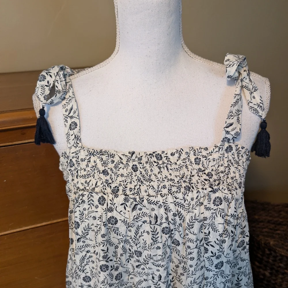 NWT Old Navy Floral Babydoll Smocked Dress Tie Shoulder Straps w Pockets - Picture 3 of 15